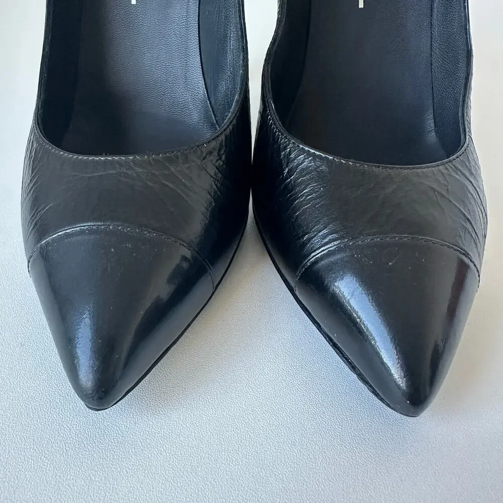 CHANEL 2014 CC Logo Cap Toe Knot Heel Pumps IT 37.5 Black